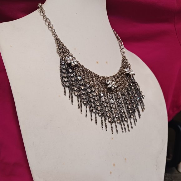 Vintage Fashion Bug Chainmail Bib Necklace with Chain Fringe and Rhinestone - Picture 3 of 10